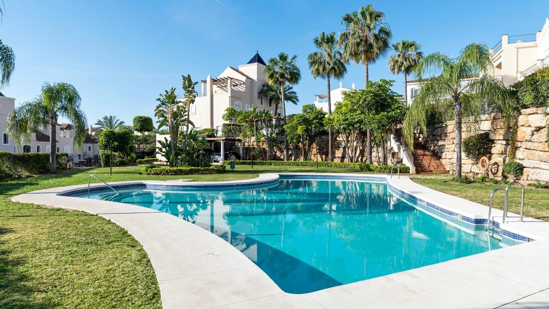 Townhouse In Paraiso Estepona Holiday home