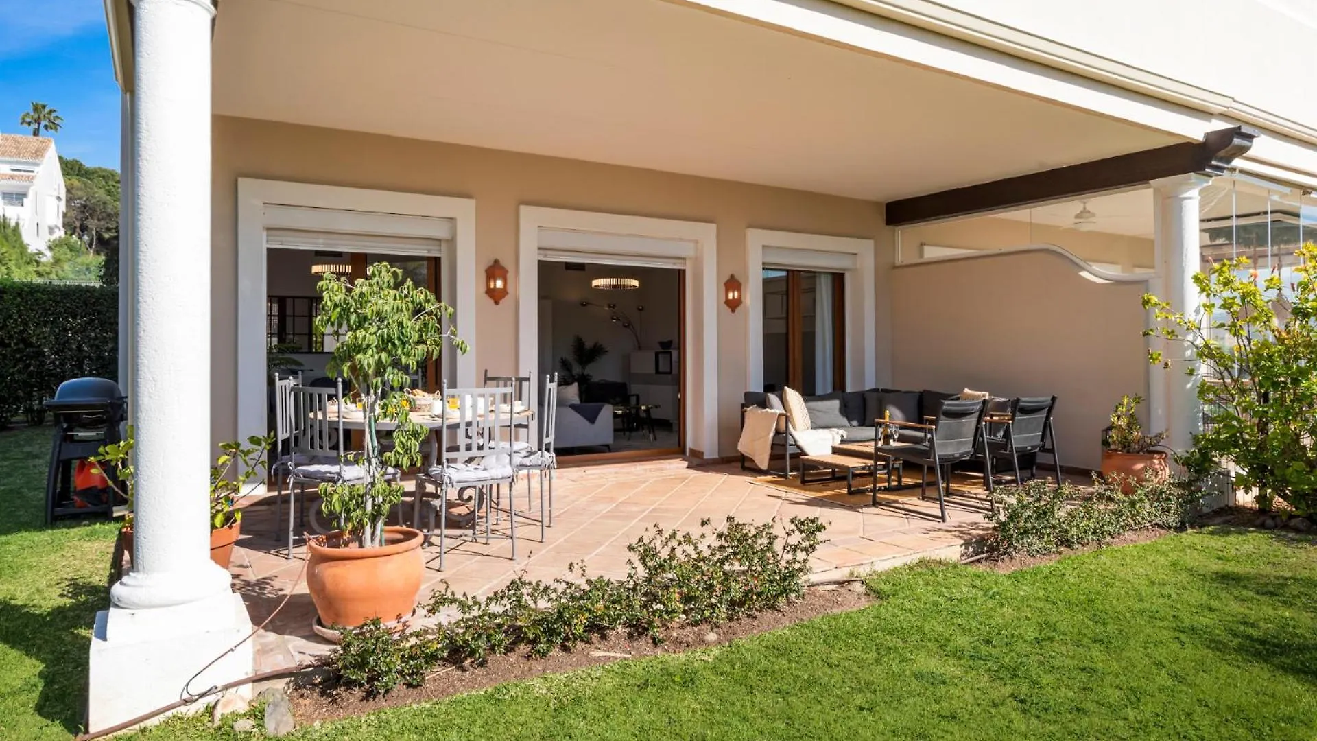 Townhouse In Paraiso Estepona
