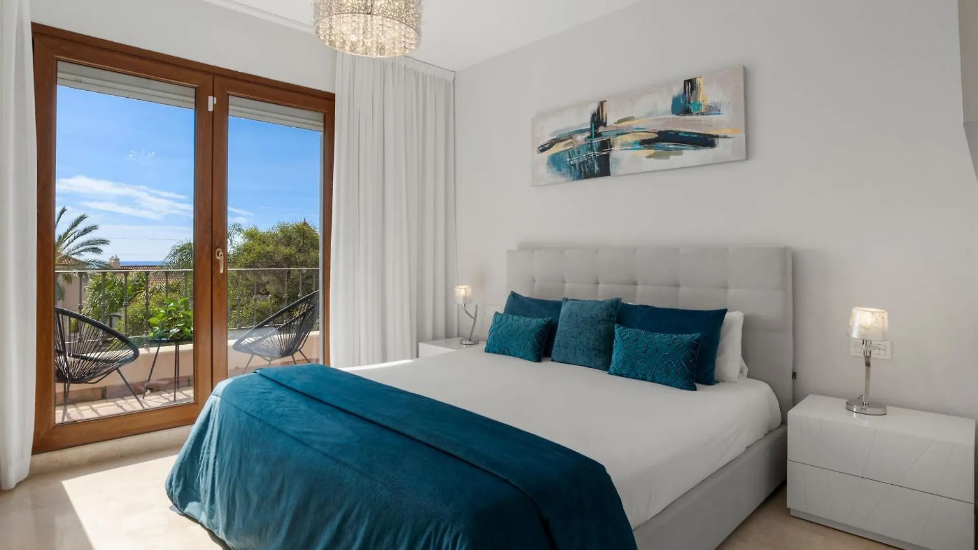 Townhouse In Paraiso Estepona 0*,  España